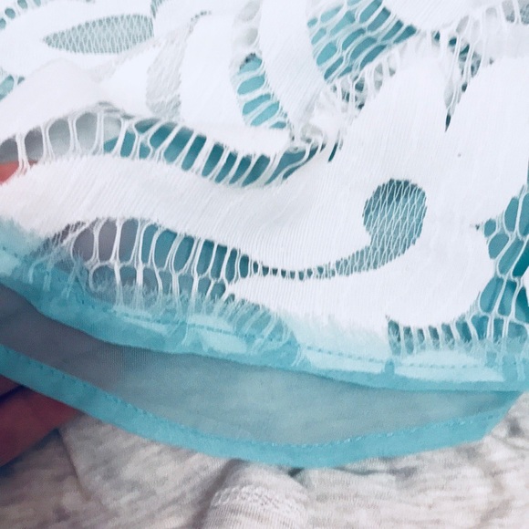 Anthropologie Lace Baseball 3/4 Top - Picture 5 of 5